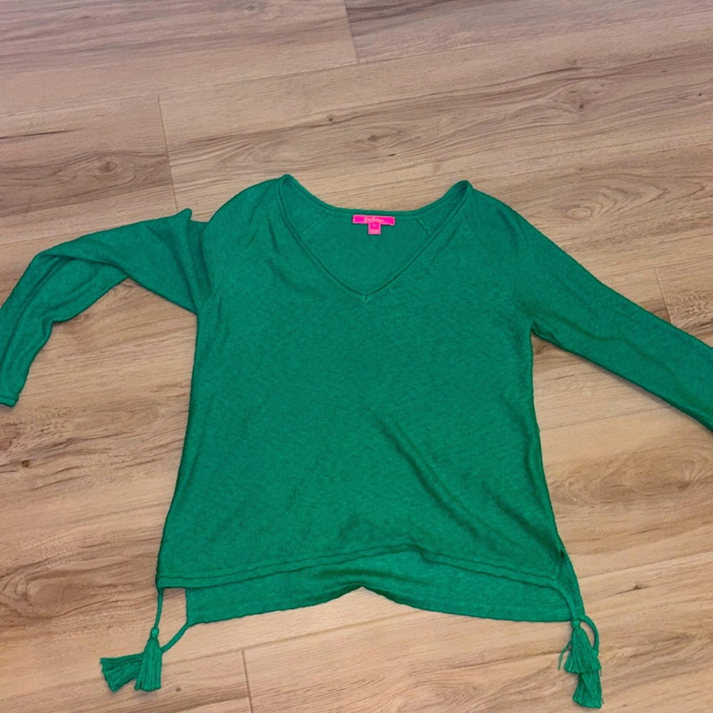 Lilly P V neck sweater